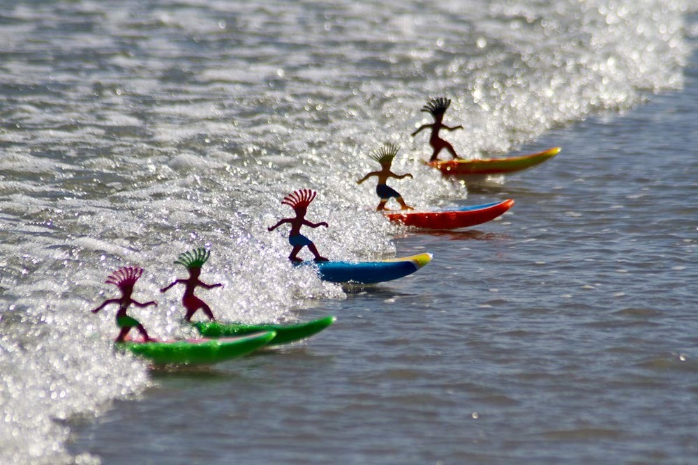 Classics Wave Powered Mini-Surfer and Surfboard Toy - Hossegor Hank