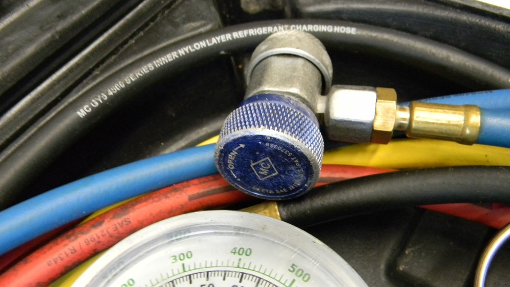 MASTERCOOL FOUR WAY CHARGING AND TESTING MANIFOLD GAUGE SET