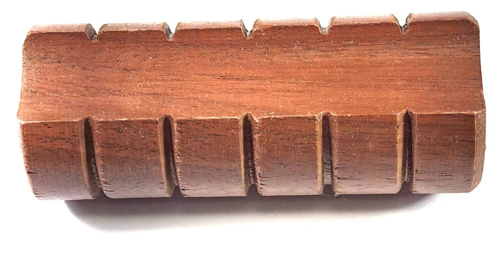 Daisy 25 Commemorative Forearm (DAI25CF)