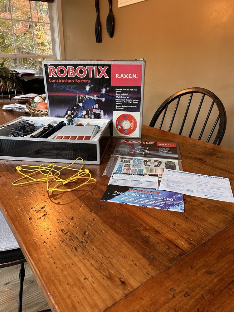 ROBOTIX R.A.V.E.N. 98720 Construction System Extremely Rare HTF 1998 Complete!