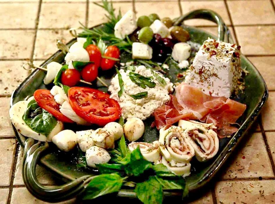 Basic Beginner Cheese Making Kit - Mozzarella, Burrata, Burricota, Chevre, Ri...
