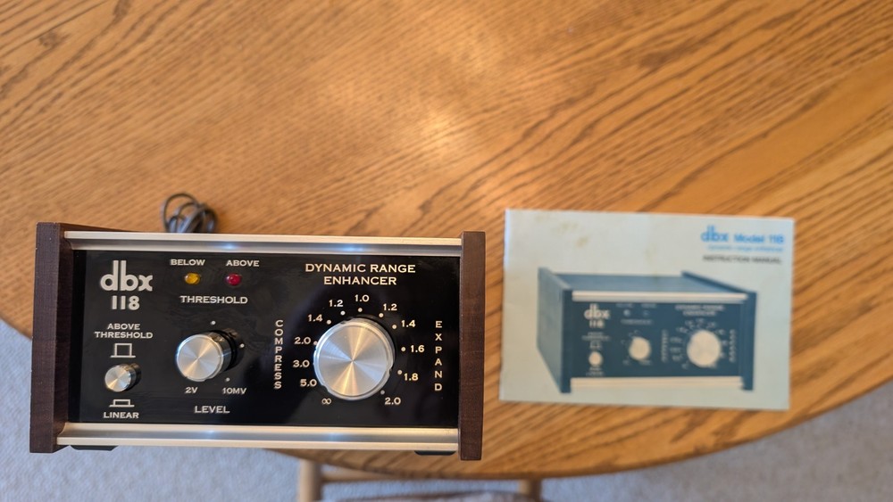 DBX 118 Dynamic Range Enhancer