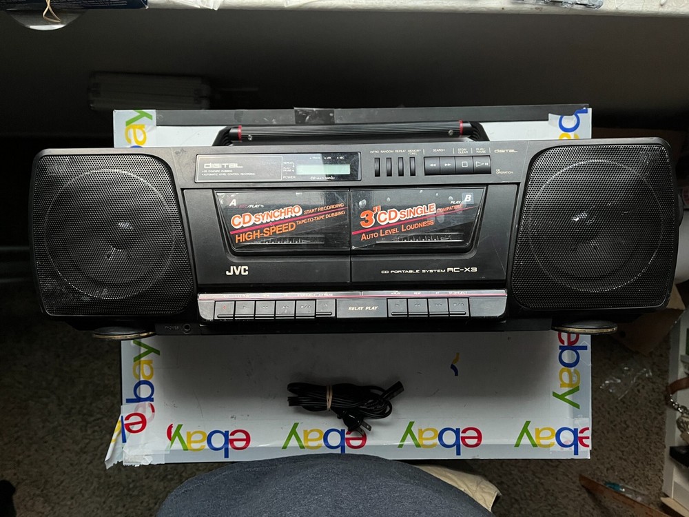 JVC RC-X3 CD Portable System 1988 Read Description