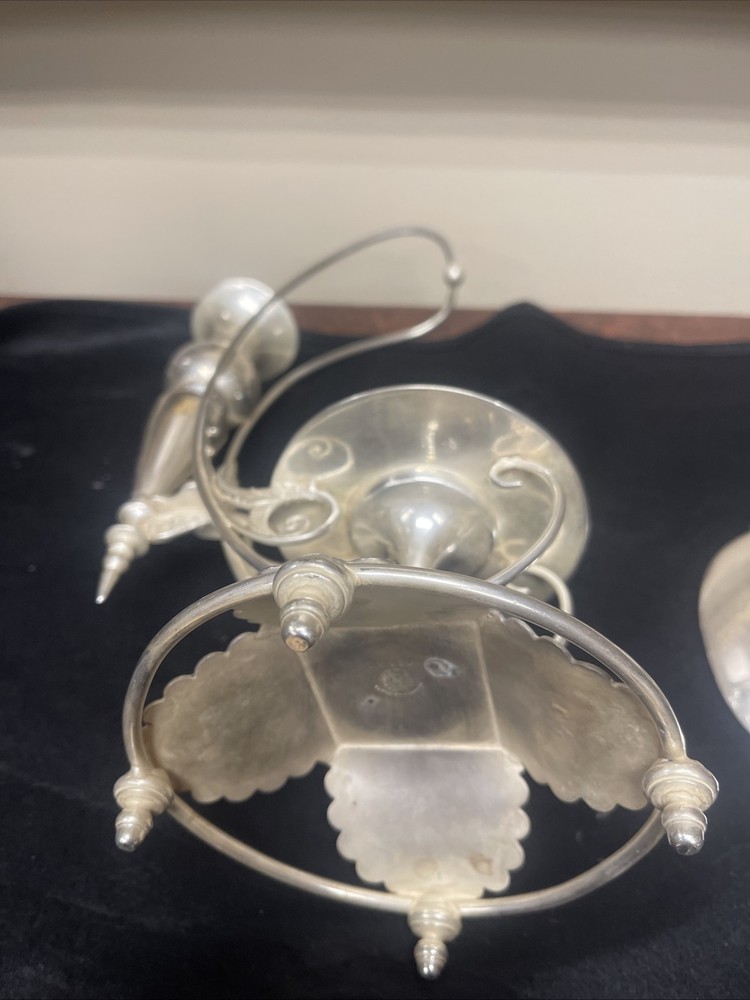 Wilcox Silver Calling Card, Receiver, And Bud Vase ￼# 01833