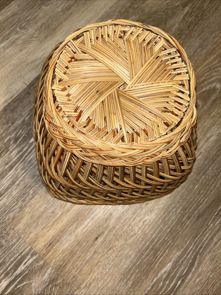 Vintage 10 Basket Set