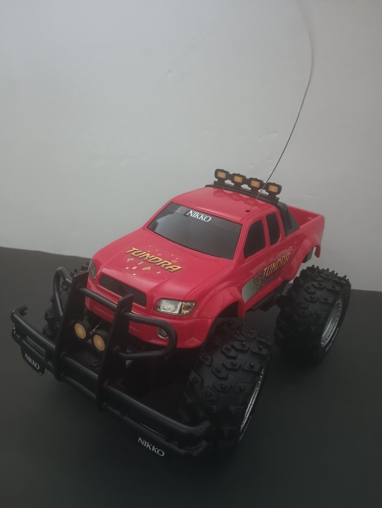NIKKO Red TUNDRA No Remote