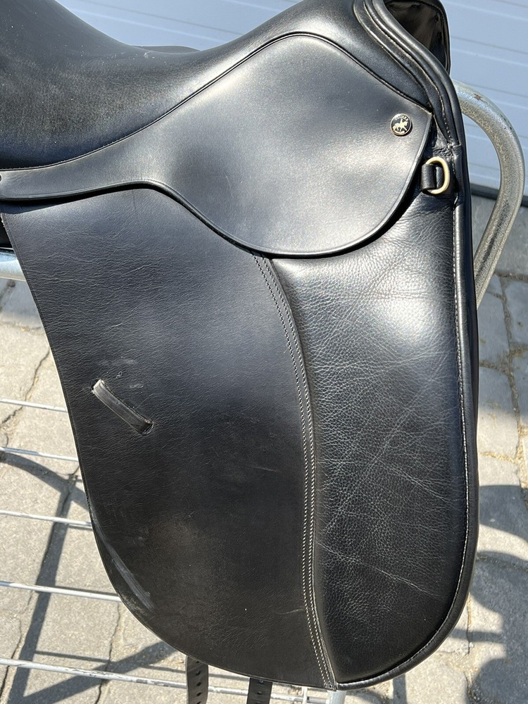 Klimke 17.5" Dressage Saddle