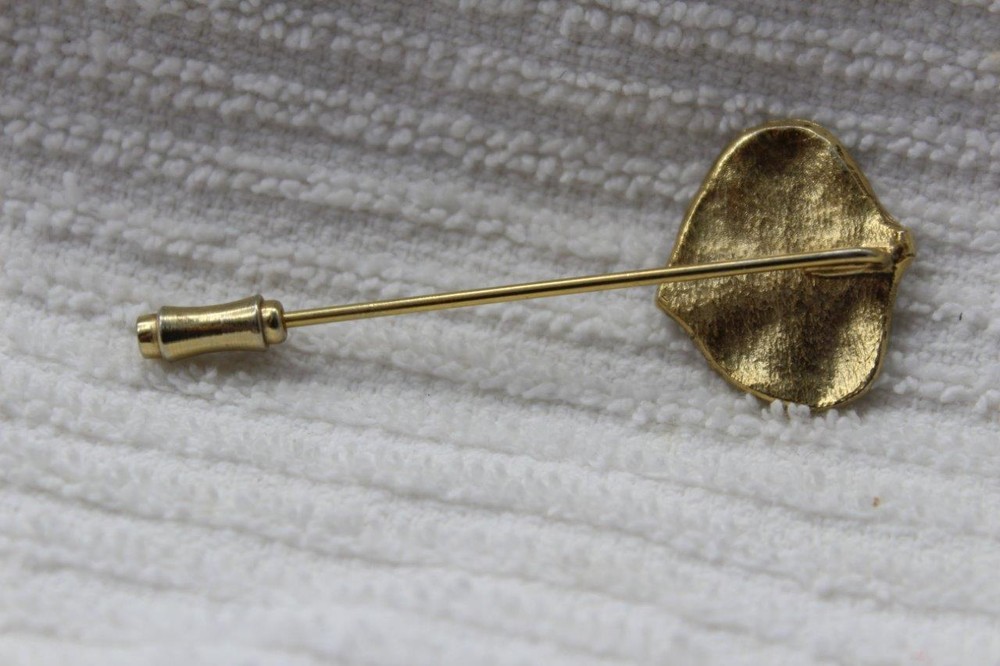 Gold Tone 3D Curled Leaf Pin BROOCH 2 3/4"