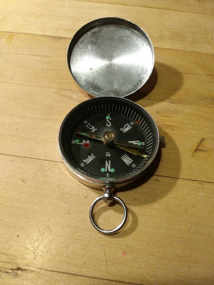 STAINLESS STEEL COMPASS