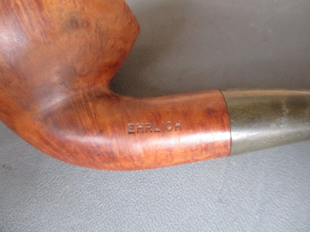 P3: Vtg EHRLICH Pipe