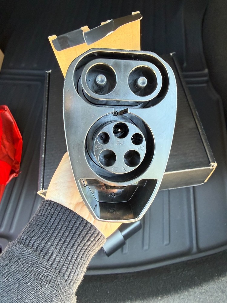 LECTRON - CCS1 and NACS adapter 500a 1000v