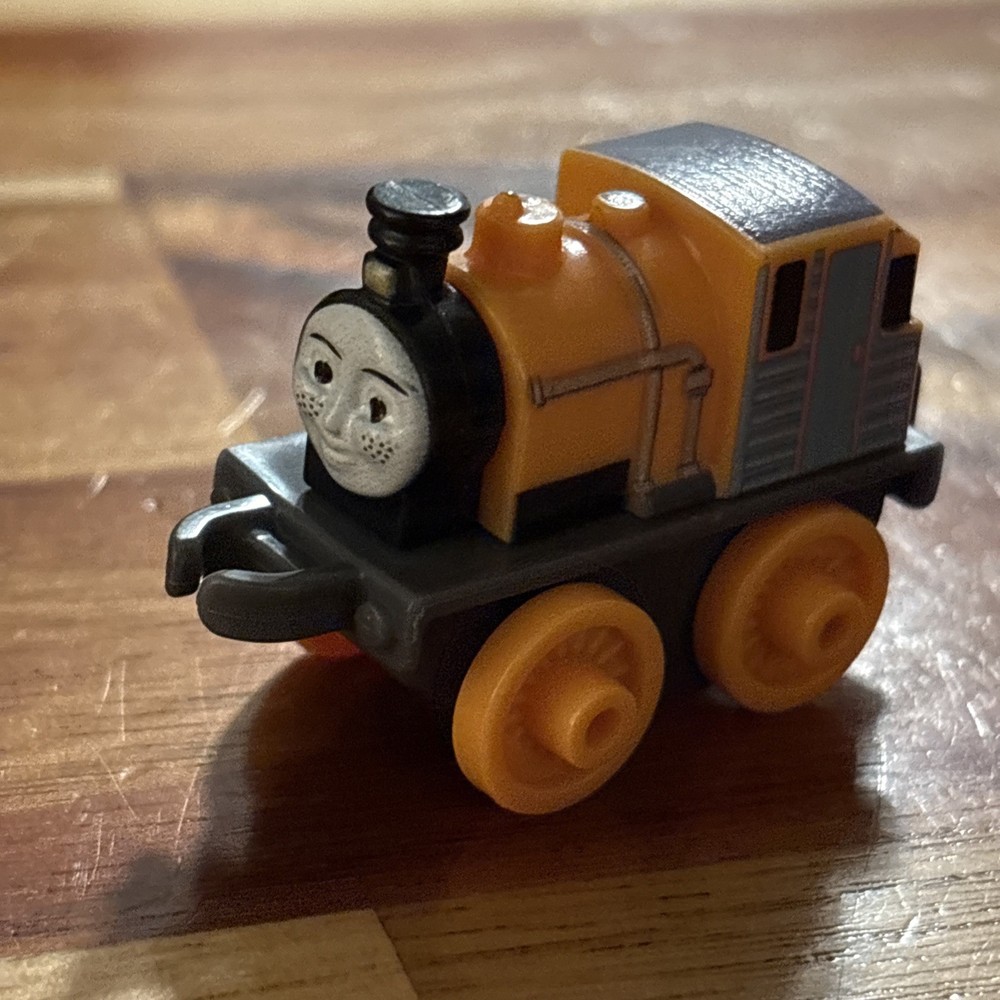 Thomas & Friends Minis Push Along Dash Tank Engine