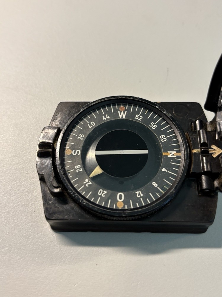 German WWI! Black Bakelite March Compass