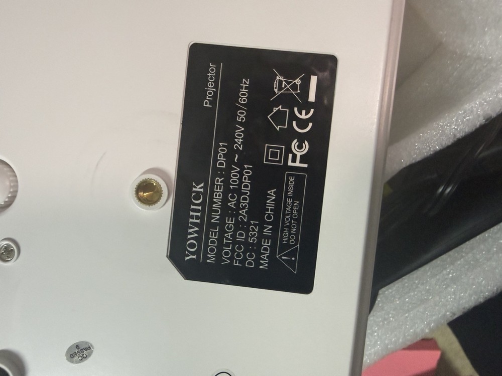 YOWHICK DP01 LED Projector - 1080P Output (White)