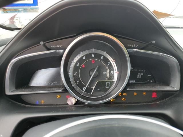 CX-3 2017 Camera/Projector DB2R67Y80B