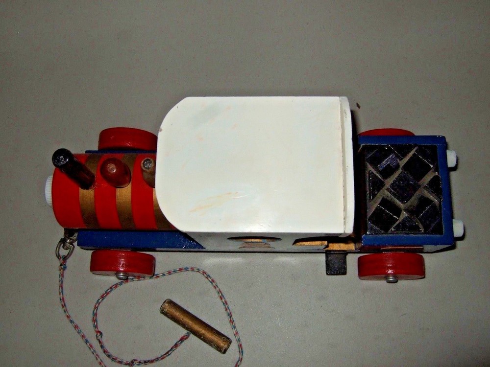 Vintage EMBASSY Wooden Train Engine Pull Toy AUSTRALIA RARE!