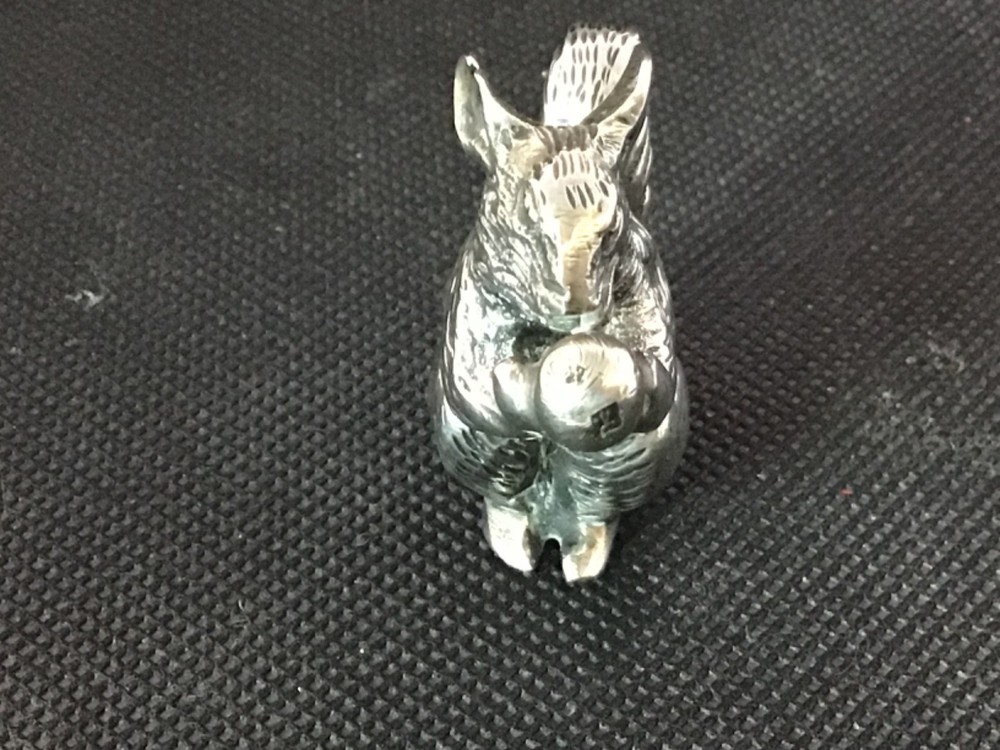 solid silver Squirrel figurine 57grams