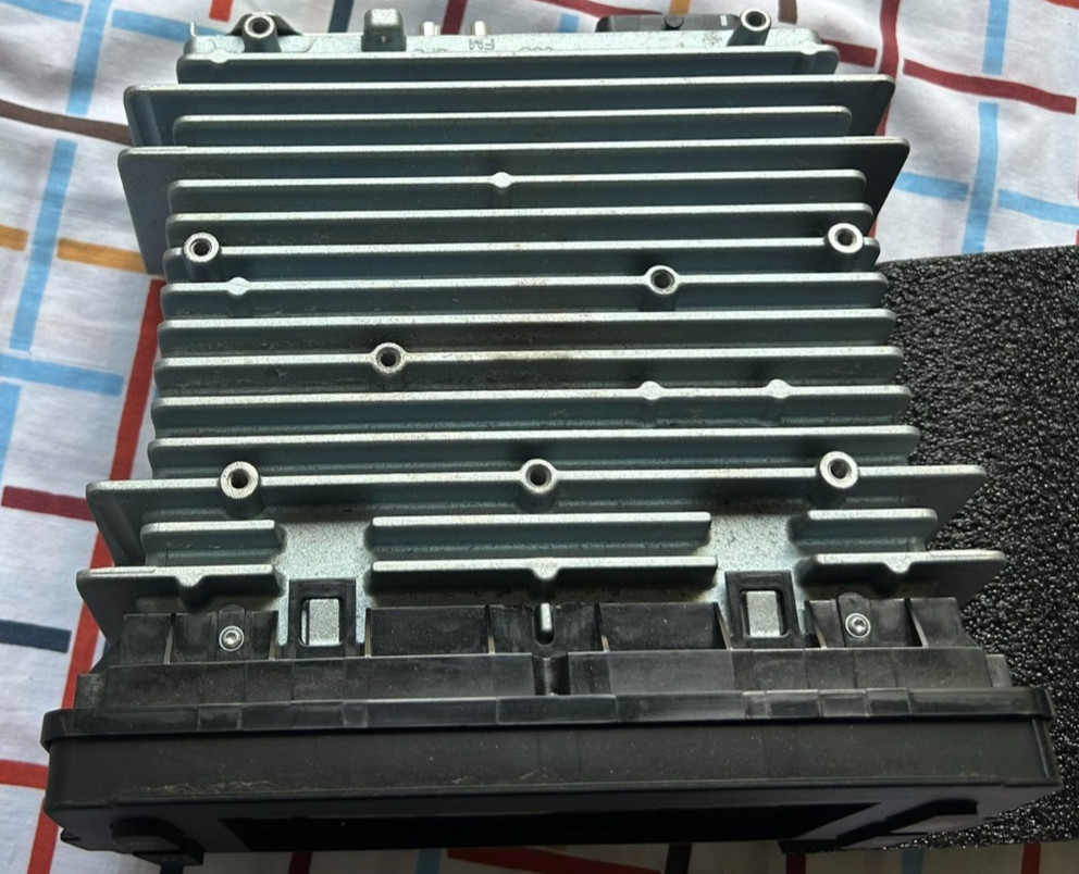 OEM Harley-Davidson Boom!™ Box Radio Display & Control Console