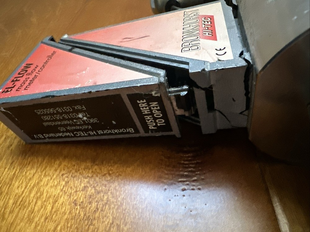 Bronkhorst N2 F-202AC-FA-99-V Mass Flow Meter Controller T2