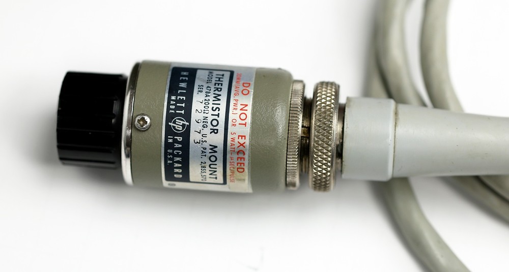 HP / Keysight 432A Power Meter with 478A Thermistor Mount & Cable