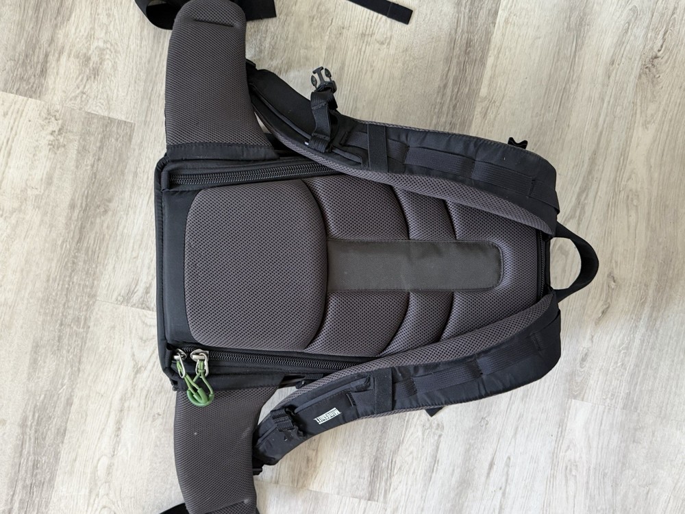 MindShift Backlight 18L Camera Backpack Black Green Gray Padded Strap Belt Loop