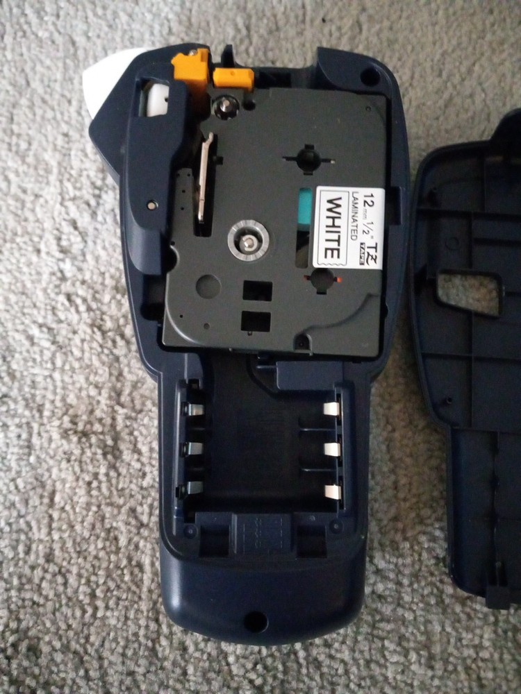 Brother Electronic Label Maker P-Touch 1000 Home Office