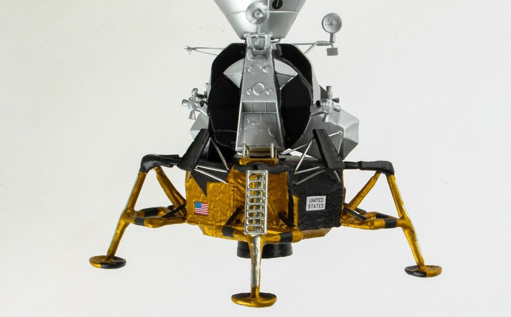 NASA Apollo Command Service LEM Lunar Module Desk Display Space 1/48 SC Model
