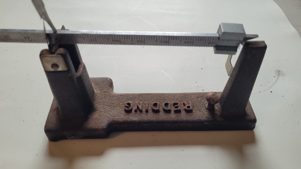 Vintage 1950s Redding Powder Scale
