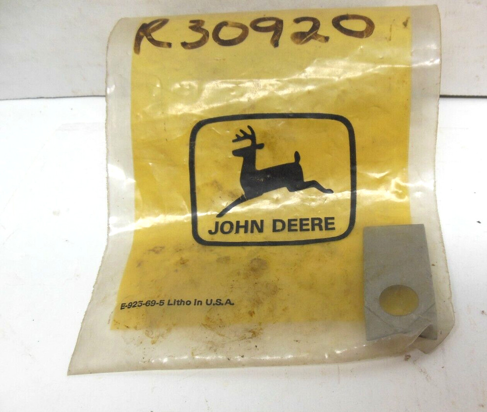 NOS LOCK PLATE FOR JOHN DEERE TRANSMISSION POWER SHIFT BOLT R30920