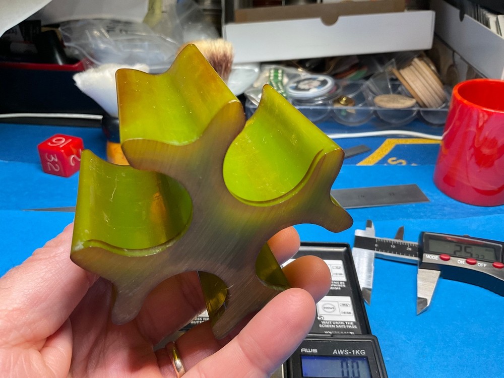 BEAUTIFUL GREEN BAKELITE POKER CHIP CADDY