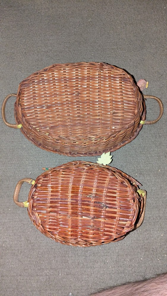 Spinnaker Fall Bakeware Set 2pc Nice Condition