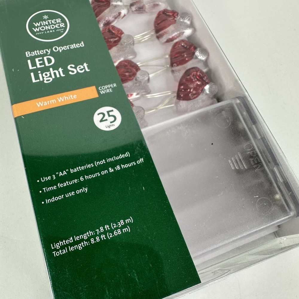 Christmas Santa Hats 25 Mini LED String Light Set Battery Operated
