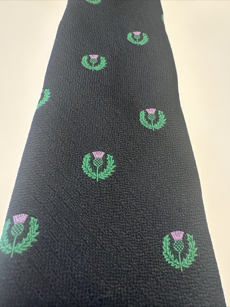 Lochcarron Of Scotland Tie Thistle Pattern