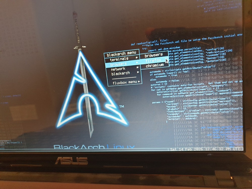 Linux BlackArch Full 2023.04 64-bit, Bootable Live and Install USB Flash Drive