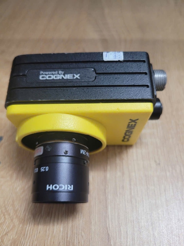 Cognex IS7402-01 Smart camera Tested