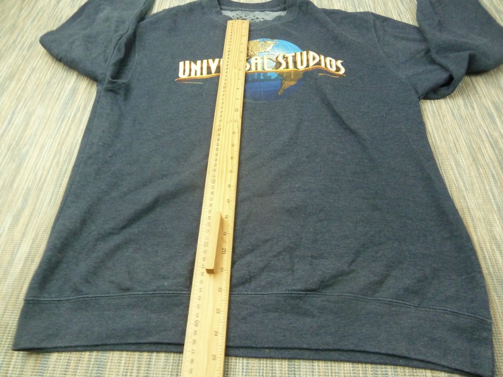 Universal Studios Sweatshirt Mens Medium Grey Graphic Logo Crew Neck Pullover