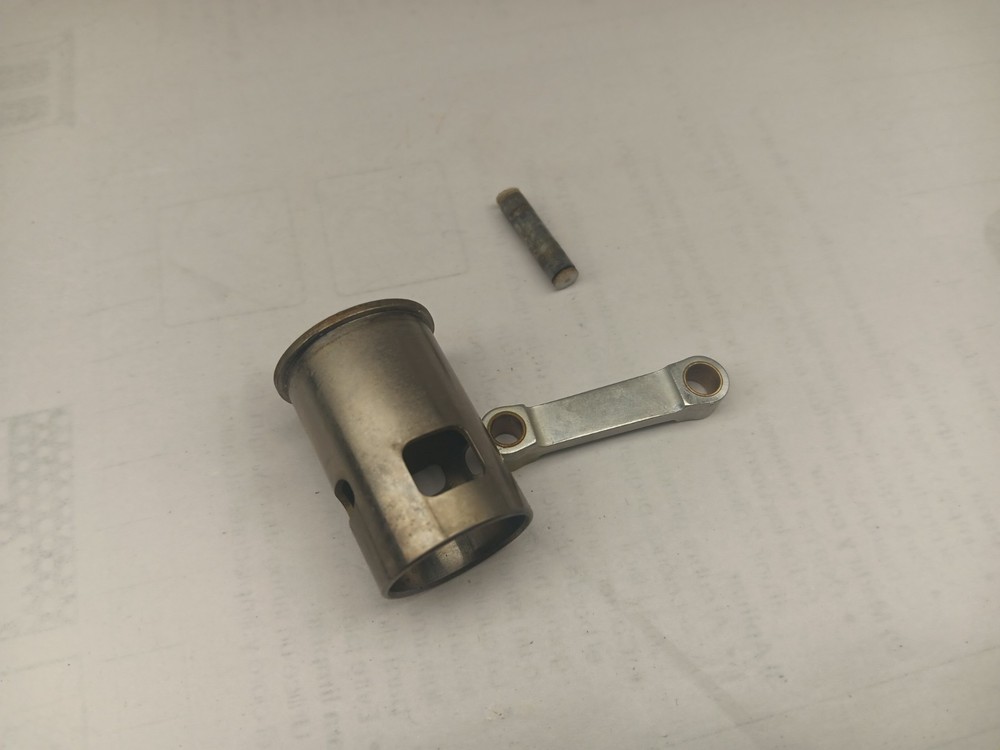 OS MAX FP 40 RC Engine Cylinder Liner, Conrod & Pin