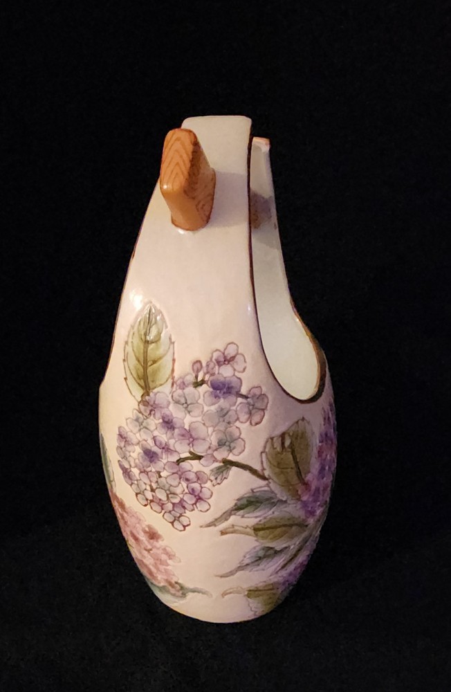 VTG Chinoiserie Ceramic Water Carrier