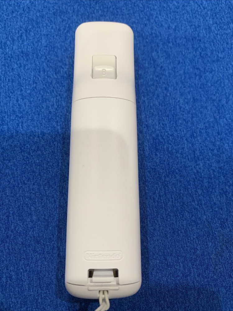 Official OEM Nintendo Wii Remote White Controller +Strap