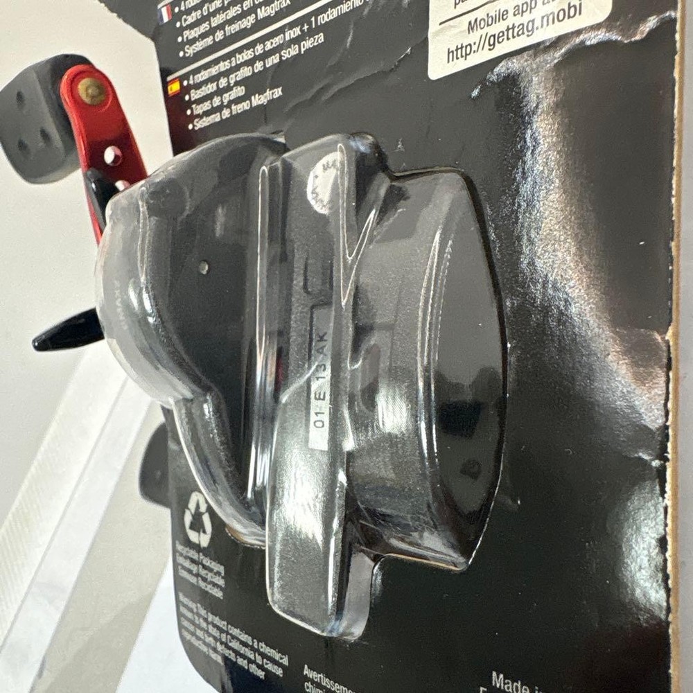 Abu Garcia Black Max baitcasting reel