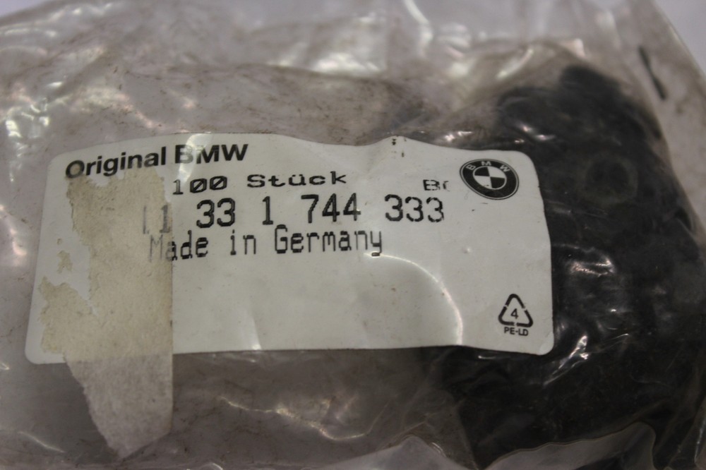 Hex nut package with 4 nuts for BMW E-21 E-30 E-12 E-34 E-24 E-23 E-32