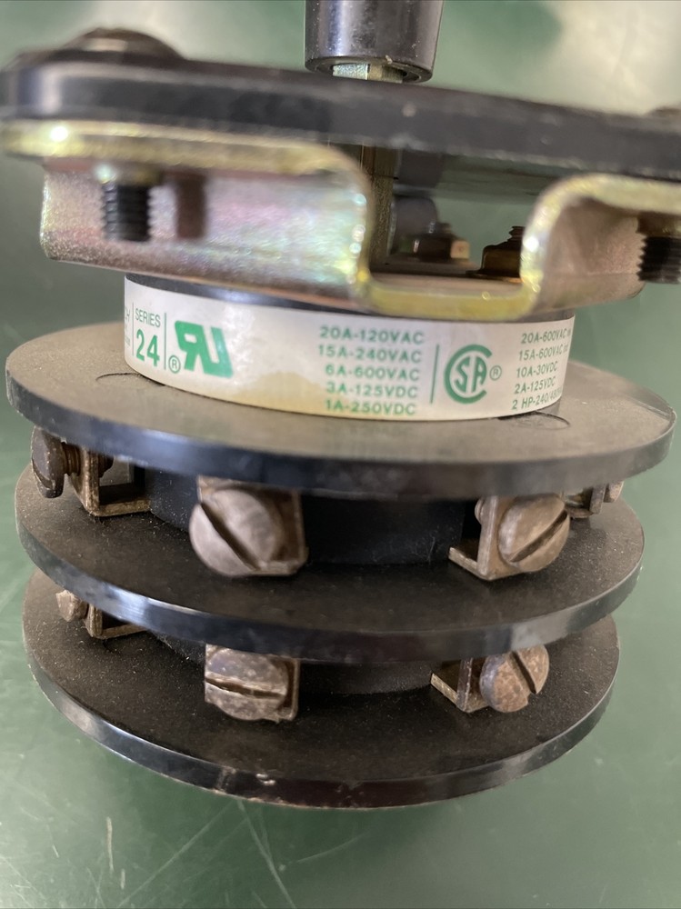Electroswitch Series 24 24202B 9447 Rotary unit Switch