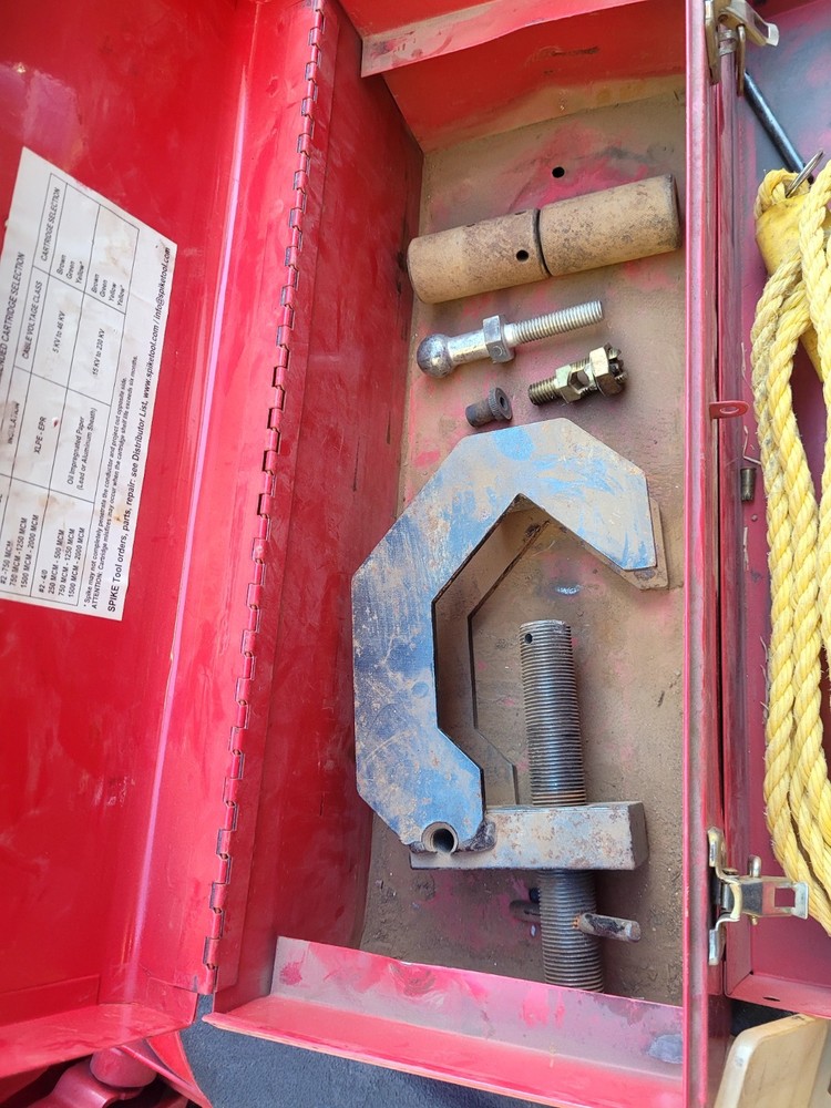 SPIKE IT Tool Cable Spiking Spearing Tool Electrical De Energizing Kit (C08)