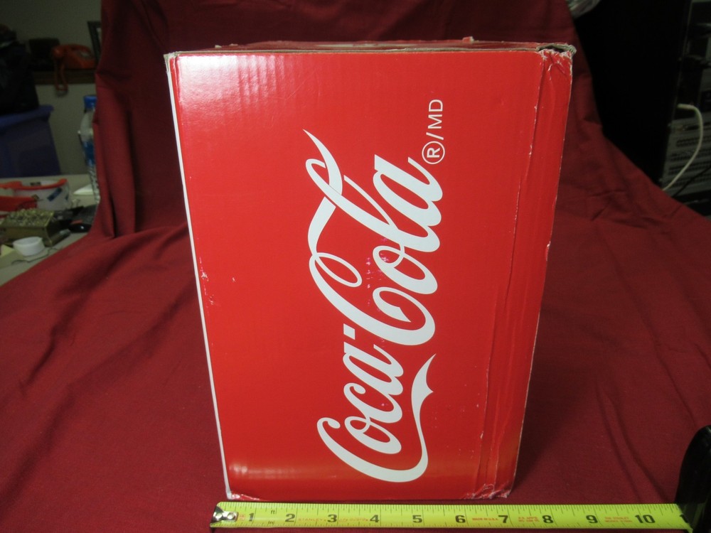 2014 Coca-Cola Retro Personal Mini Fridge! NEW!!