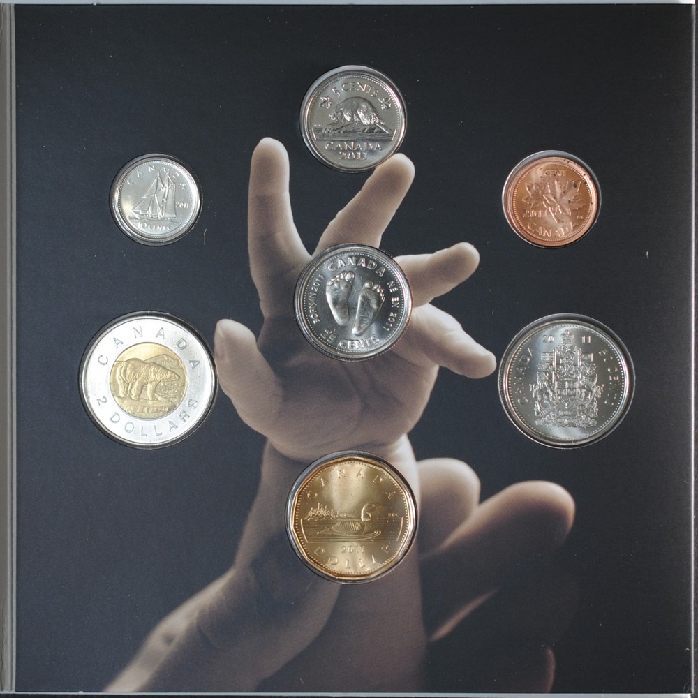 2011 Canada Mint Set Born In Canada