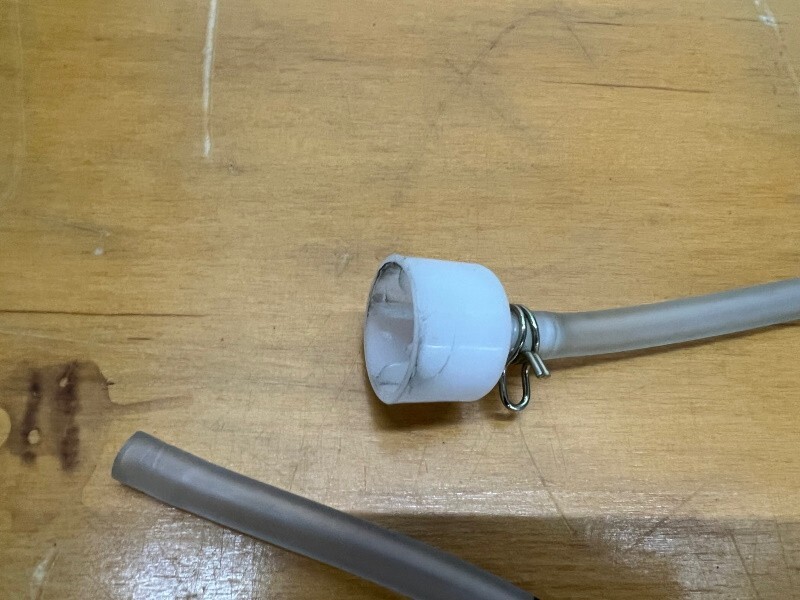 Alliance SQ Huebsch F8405301 Washer TUBING PVC 72 PolyVinyl F8579301 Cap [Used]