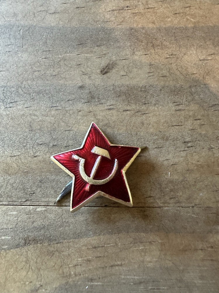 USSR Soviet Russia Beret Pin .75"
