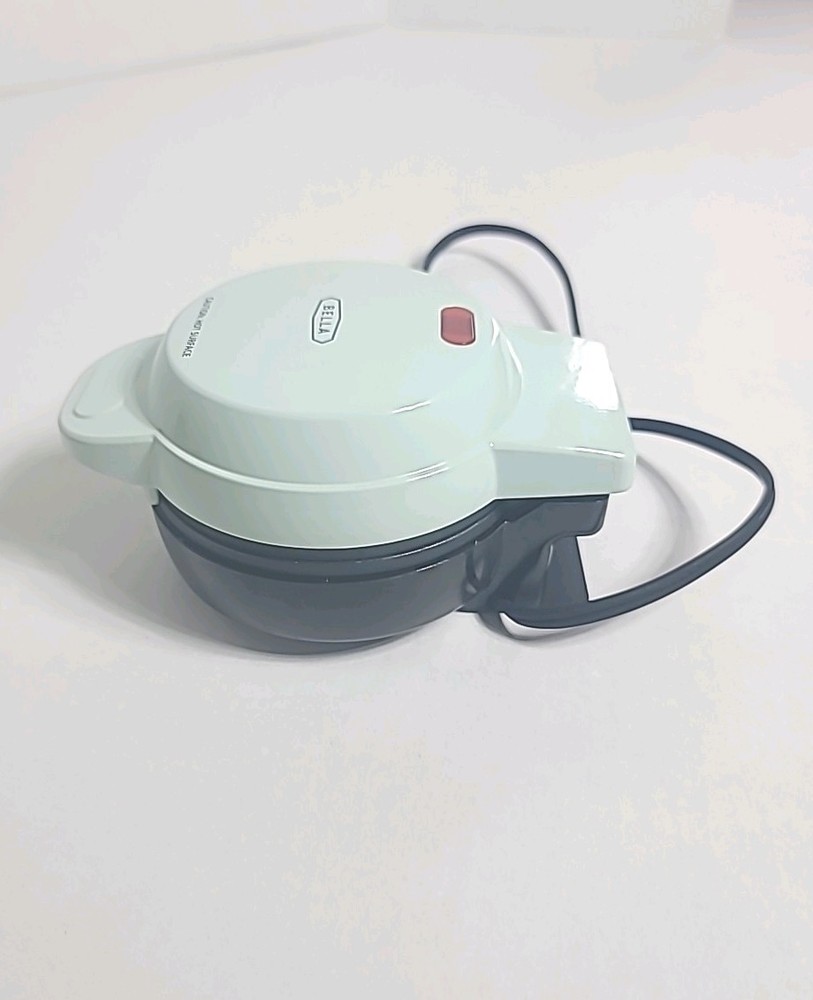 Bella Mini Donut Maker Non-Stick Easy Clean Compact Design Makes 3 Mini Donuts