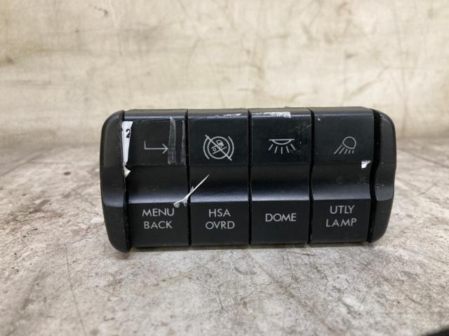 2008-2021 Freightliner CASCADIA SWITCH Dash Panel - Used