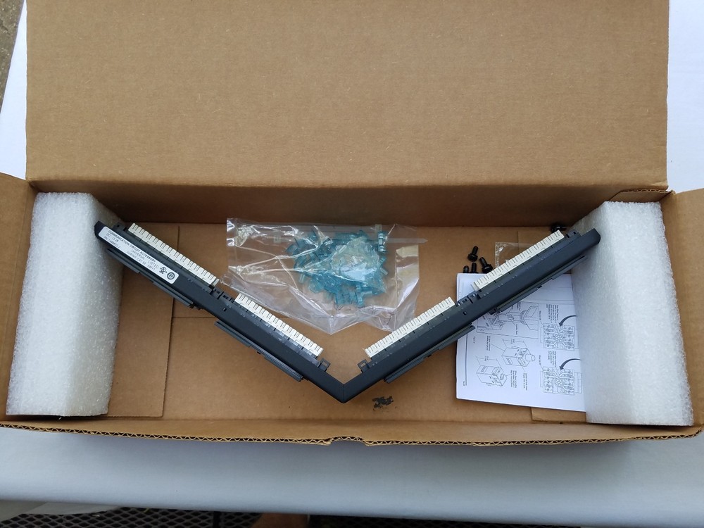 AMP 1499602-2 SL Series Patch Panel Cat5E Unshielded 24-Port Angled 1U